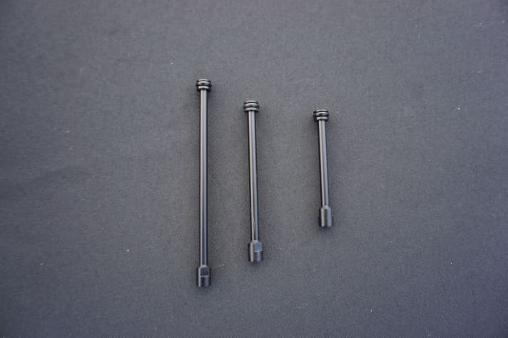   Die Spacer für die Negativ-Luftkammer sind länglich und lassen sich nur mit Werkzeug austauschen.