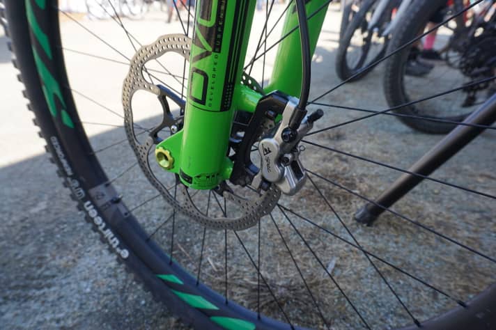   Both the TRP Slate and the Quadiem brakes are compatible with the brake pads of the Shimano Saint or Zee.