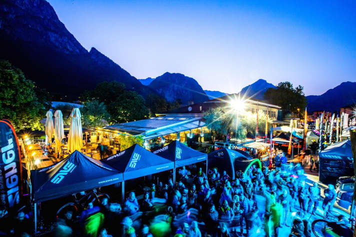   The perfect starting point for a Tremalzo tour: the BIKE Festival in the centre of Riva.