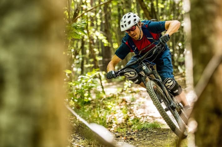   In fast passages, the Nomad sits firmly and provides a lot of security...