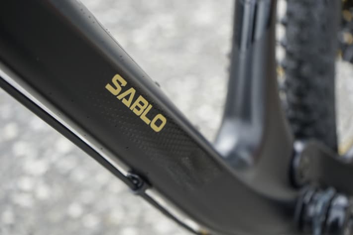   Black, simple and elegant: the new Sablo from Ridley.