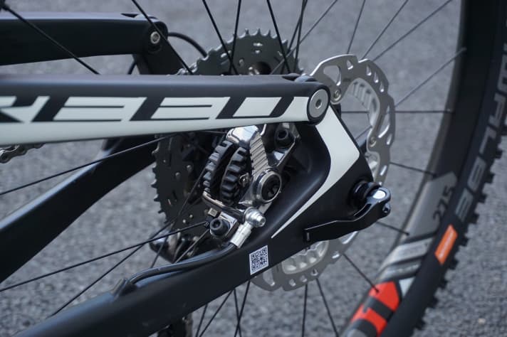   Wie bei allen Bulls Fully Modellen verzichtet man auch beim Wild Creed auf ein Horst-Link Gelenk in der Kettenstrebe. Das Wild Creed ist ein abgestützter Eingelenker.