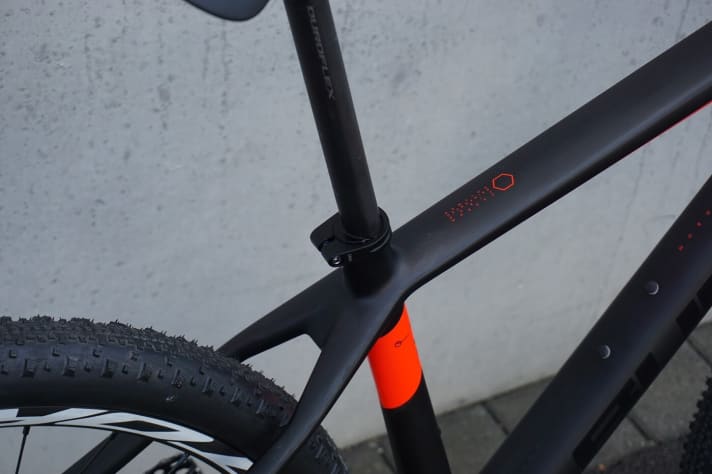   Die ovale Sattelstütze mit extra Klemmkeil soll für erhöhten Komfort sorgen.    