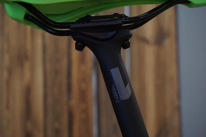    <a href="komponenten/lenker_vorbauten/im-test-2017-newmen-lenker-und-vorstem-fuers-mountainbike/a36077.html" rel="noopener noreferrer">Newmen, Newmen, Newmen.</a> An extremely large number of bikes are equipped with the new parts from Michi Grätz. On this Reaction, the seatpost, cockpit and wheels are from his still fairly new brand.