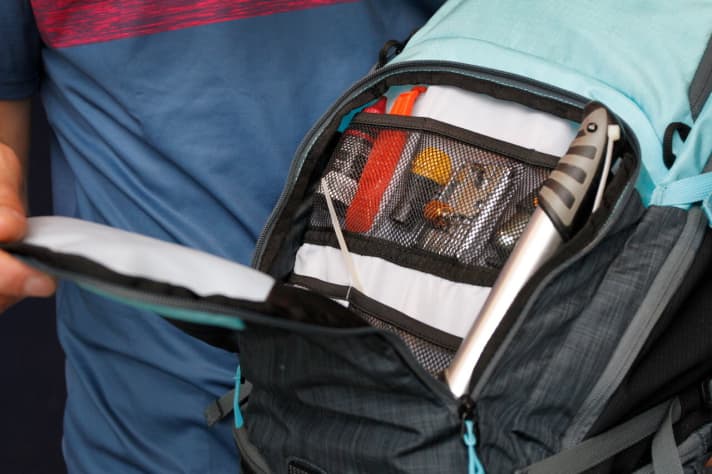 All tools are easily accessible and clearly organised in the tool compartment.