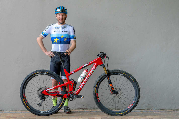   Florian Vogel's Focus O1E: The Swiss European champion also rides a lowerable Kindshock seatpost, Trickstuff Piccola brakes and Continental Race King tyres with the "Pro LTD" label.