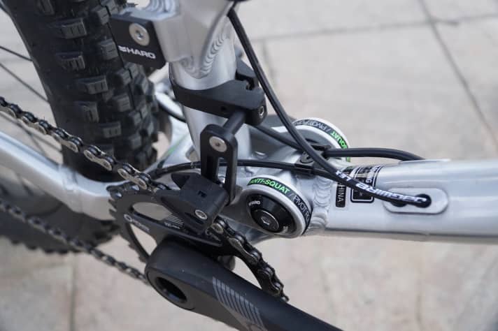   The stable chain guide matches the robust image of the Haro Shift LT.