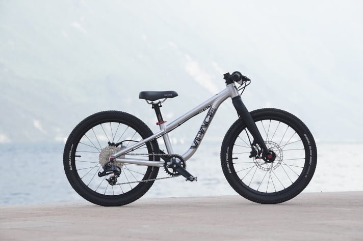   Riding fun for the little ones: the new MAX20 comes with 20-inch wheels and minimal weight.