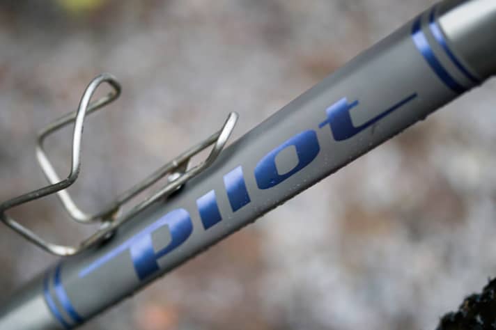 Die Holländer von Pilot Cycles anodisieren inzwischen ebenfalls ihre Titan-Rahmen – jedoch zu einem verhältnismäßig günstigen Preis ab etwa 150 Euro.