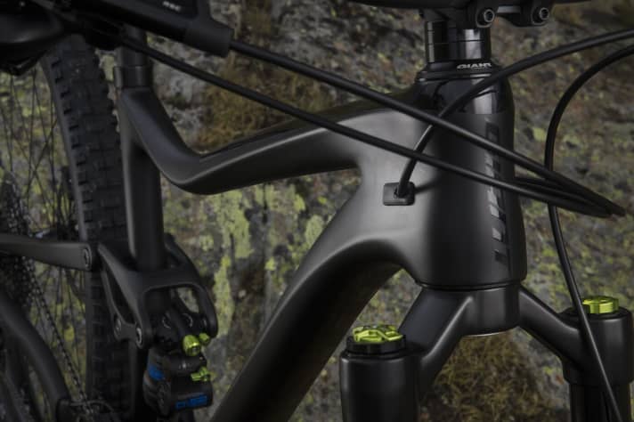   The cables and lines naturally run inside the frame.