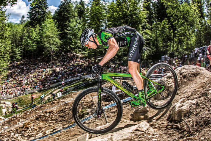   Das Cannondale Factory Racing-Team mischt im Cross-Country-Worldcup vorne mit. Allerdings greifen Manuel Fumic und Maxime Marotte (Foto) nur noch selten zum F-Si-Hardtail. Die größten Erfolge haben sie auf dem Scalpel-Racefully eingefahren. 