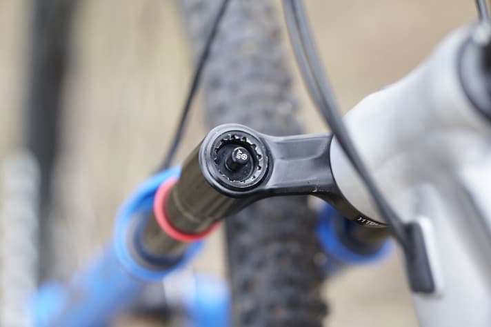   Every gram counts:. However, we suspect that the accumulation of dirt could cancel out the weight savings due to the missing end cap.