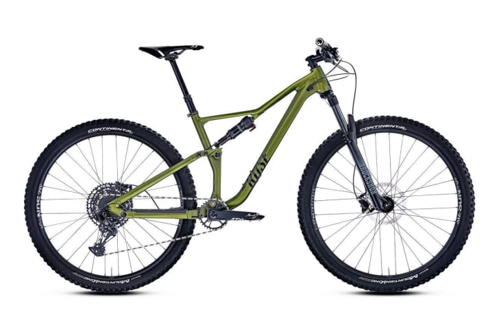   For smaller riders, the <a href="https://www.awin1.com/cread.php?awinmid=11768&awinaffid=471469&clickref=B+Rose+Ground+Control&ued=https%3A%2F%2Fwww.rosebikes.de%2Fsearch%3Fq%3Dground%2Bcontrol%26category%255B%255D%3D3&pref1=bike" target="_blank" rel="noopener noreferrer nofollow">Ground Control</a> * is available in 27.5 inches, the other three sizes as 29-inch models. The touring bike from 1700 euros is one of the most exciting fullys on the market under 2000 euros