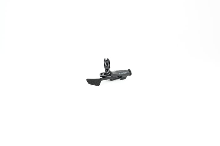 Der Trigger-Hebel der neuen E13-Variostütze wurde komplett mit Griptape beklebt.