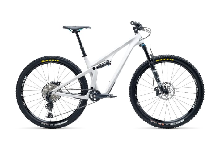  The SB 115 C1 marks the entry level. The cheaper frame weighs around 200 grams more than the higher quality Turq frames.