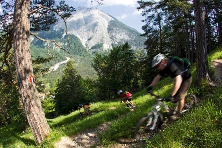   Curve artists on a trail above Scharnitz.