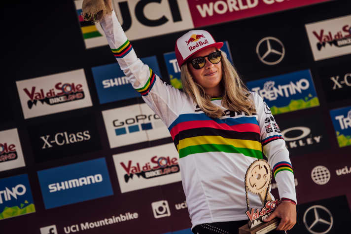   Second in the 2019 Junior World Cup in Val di Sole: Vali Höll (19) is aiming for a medal at her second Elite World Championships. However, this is only possible if she can rectify the mistakes she has repeatedly made at the World Cups over the course of the season.