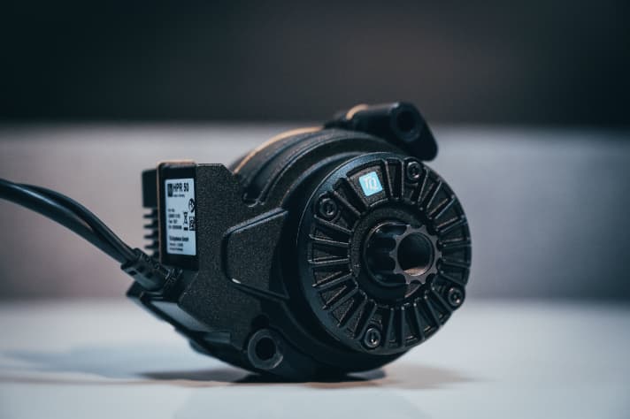 Besonderheit des TQ HPR50 ist die nahezu komplett runde Form. So lässt sich der Antrieb besonders schlank in E-Bikes integrieren. Möglich macht diese Form erst die besondere Getriebetechnologie - ein TQ-Patent!