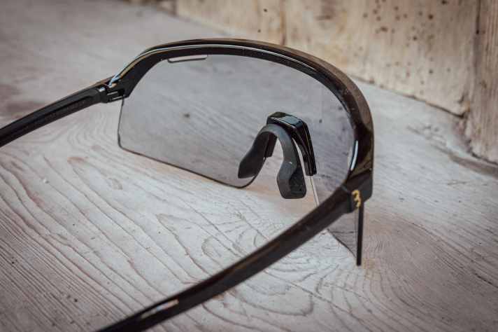 Although the nosepieces are adjustable, they are quite wide overall and the temple ends are fixed and somewhat hard