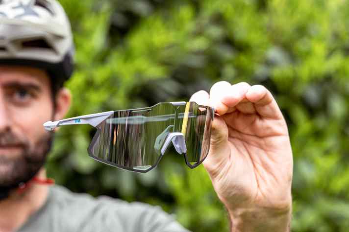 Ein Klassiker im Sortiment von 100%: die extrem leichte Hypercraft