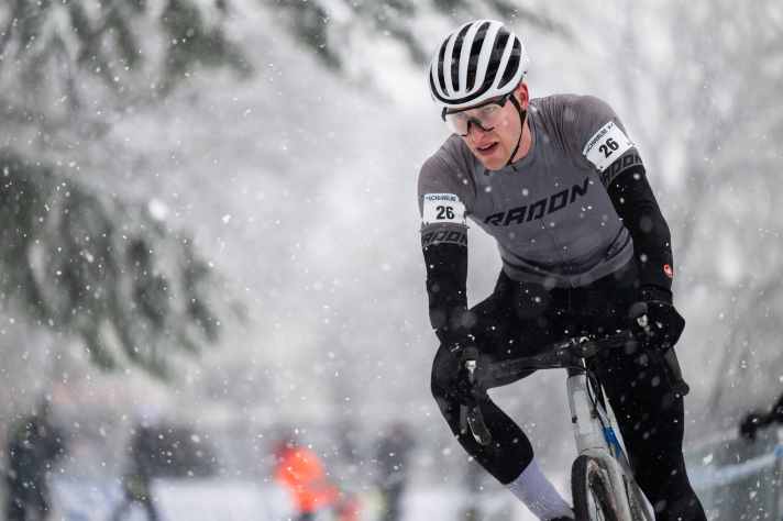 Max Pfeil, an enduro pro with Team Radon, finished eleventh in this year's German Cyclocross Championships.