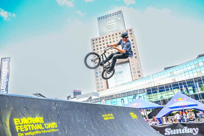 Zu den Eurobike Festival Days sind alle eingeladen. Naja, sofern man ein Ticket hat.