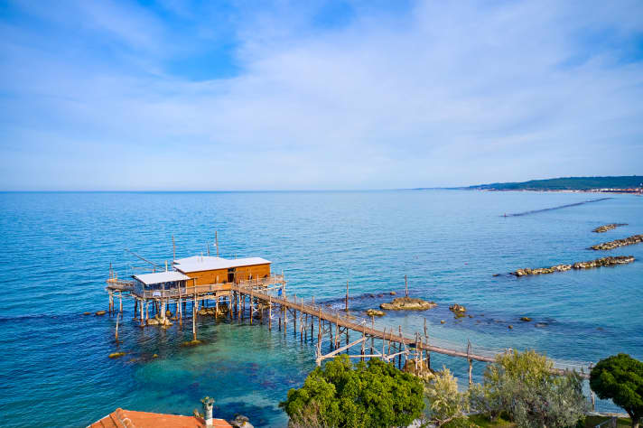 Viele der typischen “Trabocchi”-Pfahlbauten findet man heute noch entlang der Küste zwischen Ortona und Fossacesia in den Abruzzen