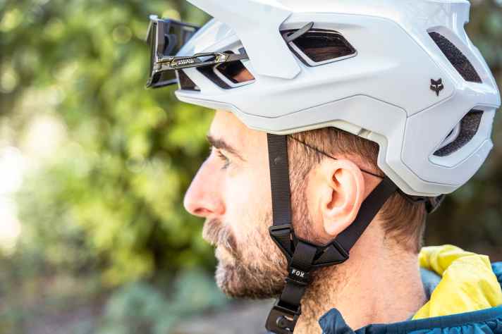 Das dünne Boa-Seil kann auf Dauer seitlich am Kopf drücken