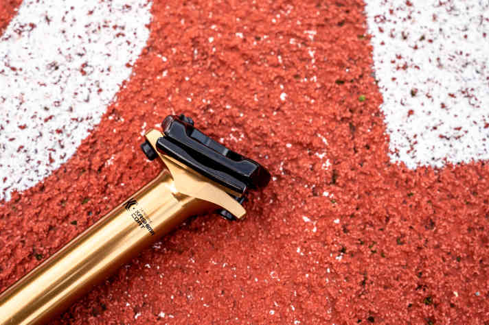 Die lange Sattelaufnahme beschränkt etwas die Positionierung des Sattels.