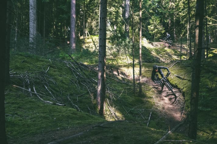 Fast 29er hardtails are still in fashion in 2024. The new Ghost Lector HT aims to be a particularly fast model with a rigid rear end.