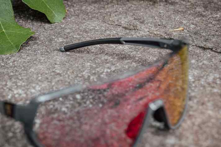 The temple ends are also generously rubberised - but they are not adjustable