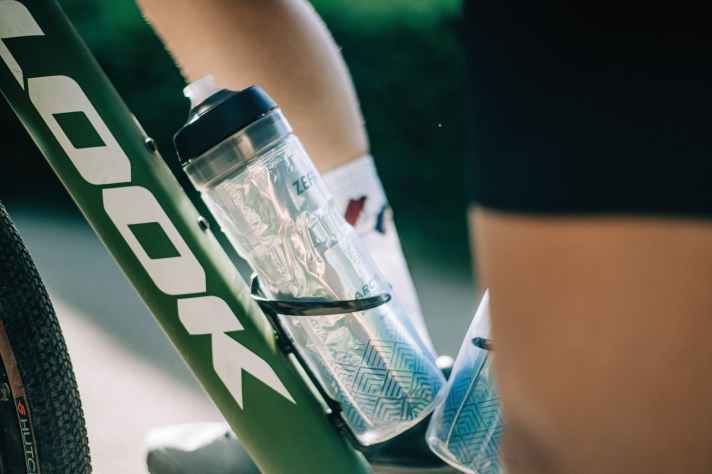 The "Artica pro" insulated bottle from Zefal keeps the contents at the right temperature for two and a half hours with its three-layer synthetic resin insulating panel and costs €13.95 (550 ml) or €14.95 (750 ml).