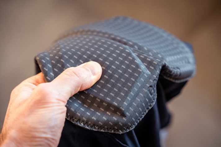 High-quality pads tend to be firm and pressure-resistant. Soft, thick pads sag quickly and cause problems.