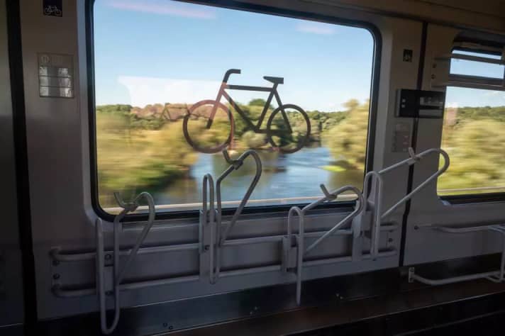 The current ranking shows that there are plenty of opportunities to take bikes with you. Nevertheless, there are restrictions in many places, so a successful trip requires not only good planning but also a bit of luck.