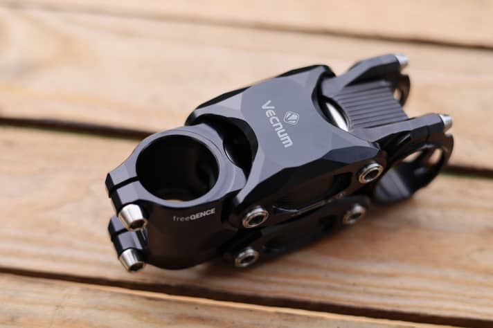 Wie alle Vecnum-Produkte, ist auch der knapp 300 Euro teure freeQENCE Vorbau “made in Germany”.