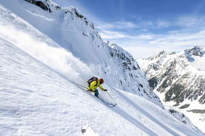 Skifahren ist in den Rocky Mountains ein nahe liegender Winter-Sport. Mountainbiker können vom Grundlagen- und Krafttraining unter freiem Himmel profitieren.