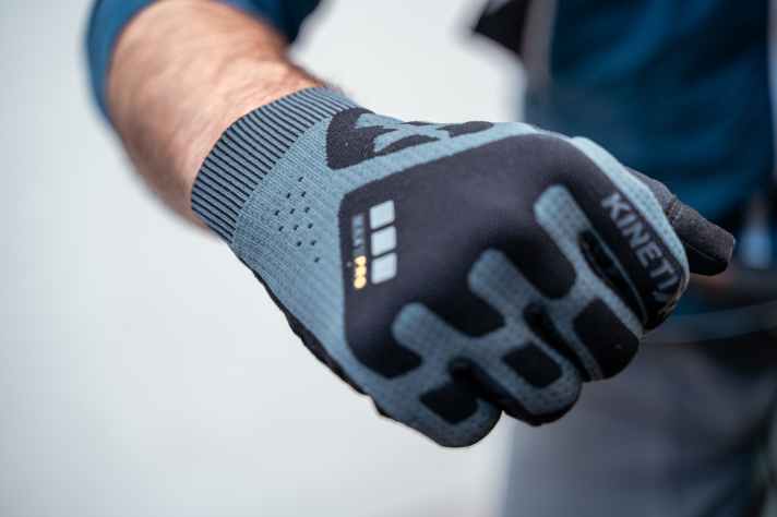 We have not yet tested a glove with a circular knit fabric. They feel very comfortable to wear.