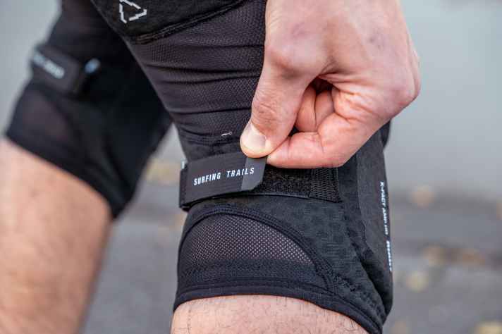 Die Kletts sind easy zu bedienen und optimal platziert. Sie sind mit verantwortlich für den soliden Sitz des K-Pact