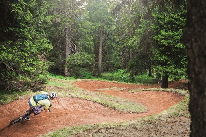 How important are flow trails to bikers in a bike park, like here in Lenzerheide? What role does the condition of the trails play?