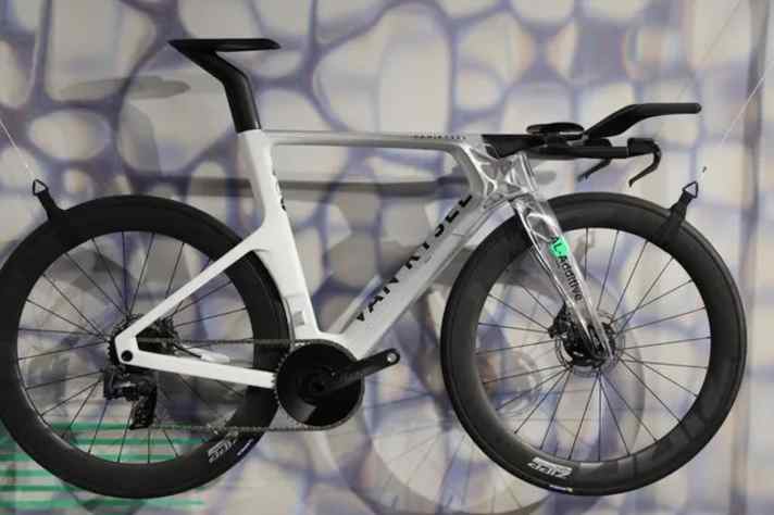 bike/mo1j8aqv56sj5j4jrnhn-2000_b3447340e5ee5d799dc68ba66a56a0e8