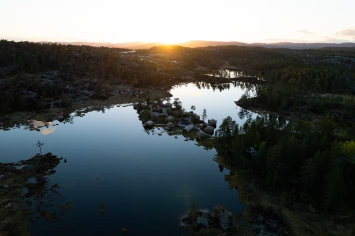 The camp is located on a narrow spit of land in the lake near the town of Treungen. It is not even accessible by car - only by bike!
