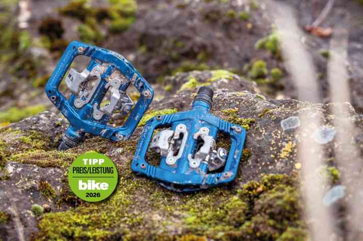 Viel Standfläche bei geringem Gewicht und dazu noch ein angenehmes Fahrgefühl - damit sichert sich One Up Components den Preis-Leistungs-Tipp.