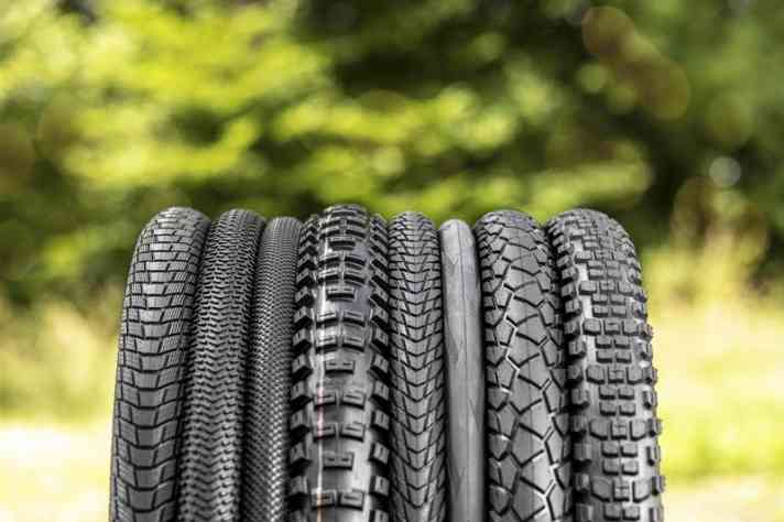 The choice of tyres on an unsprung bike is decisive for the riding characteristics. However, when it comes to rolling resistance, the profile is less important than most people think.