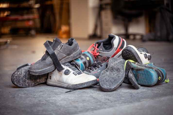 Grip, profile, stability, stability - what actually makes a solid flat pedal shoe?
