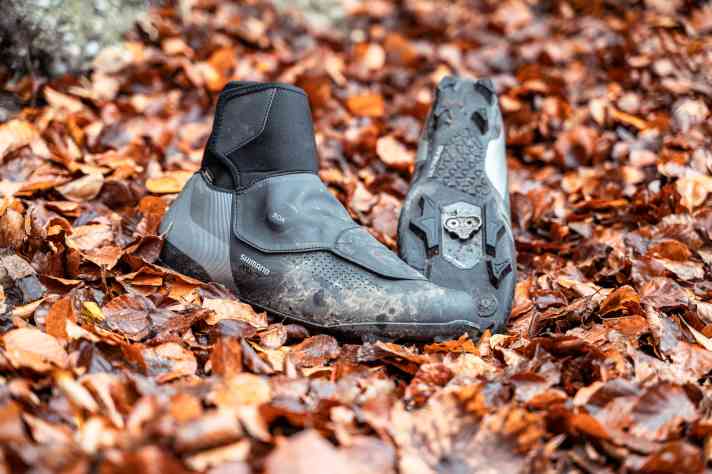 Mit dem MW7 hat Shimano mal wieder einen tollen Schuh fürs winterliche Training gezaubert. Nur die Sohle konnte uns nicht begeistern