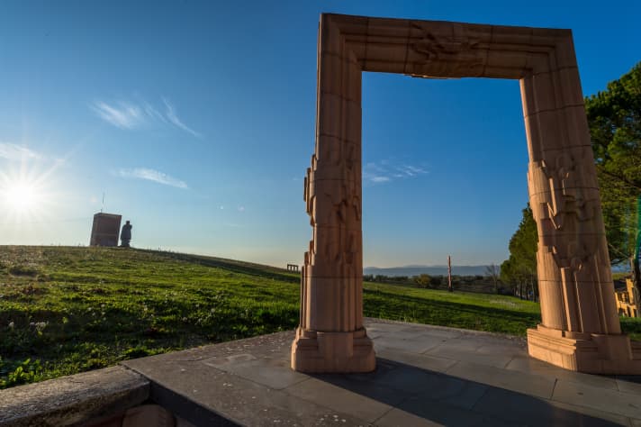 The brief for the 30 artists: the sculptures should be in harmony with nature - Skulpturenpark Brufa.