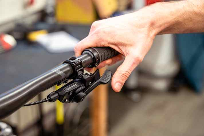 Leichtgängig und klar definiert - der Sram Trigger überzeugt im Handling