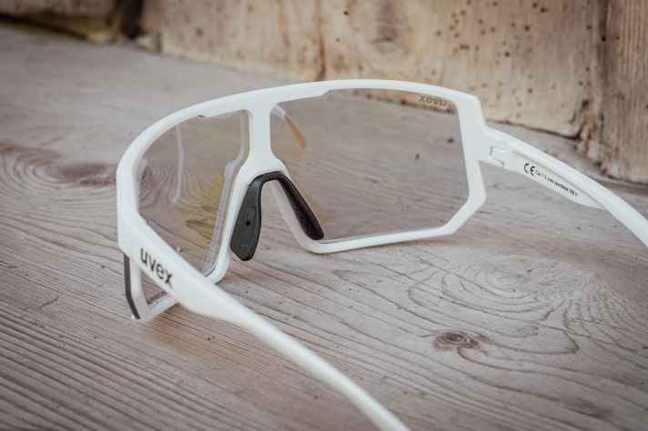 Die langen Nasenbügel lassen sich leicht an die persönlichen Bedürfnisse anpassen