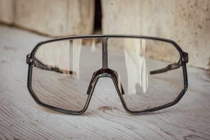 The tint ranges from almost clear to category 3, meaning that the Van Rysel covers a broad spectrum