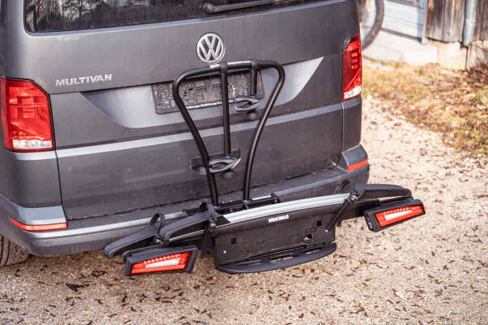 Sauber verarbeitet, schicke Optik, clevere Details - wie sich der Yakima JustClick Evo2 in der Praxis schlägt? Weiterlesen!